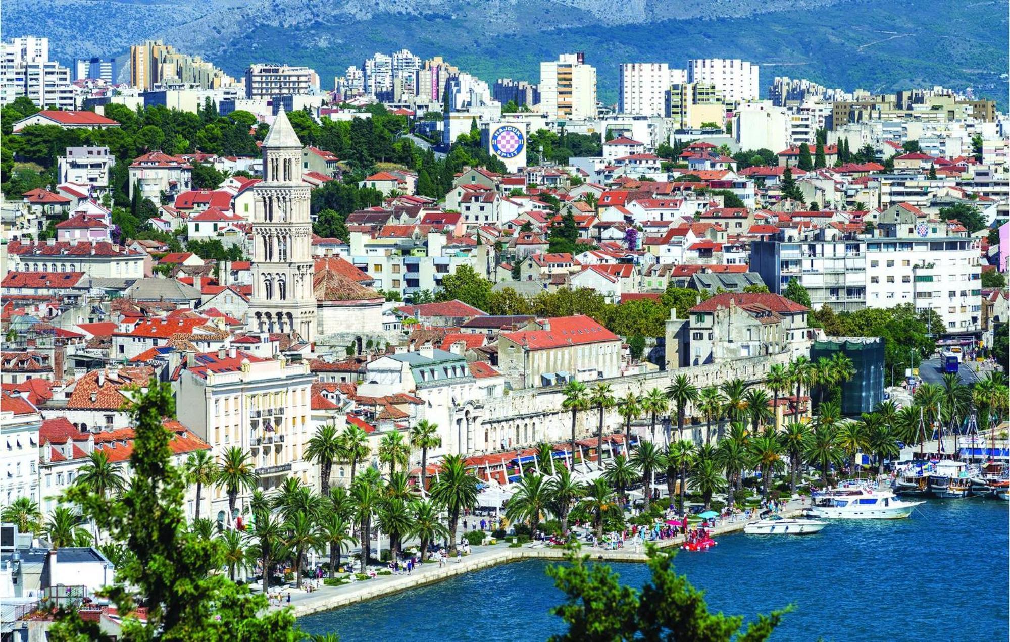 Stunning Home In Split With Outdoor Swimming Pool 外观 照片